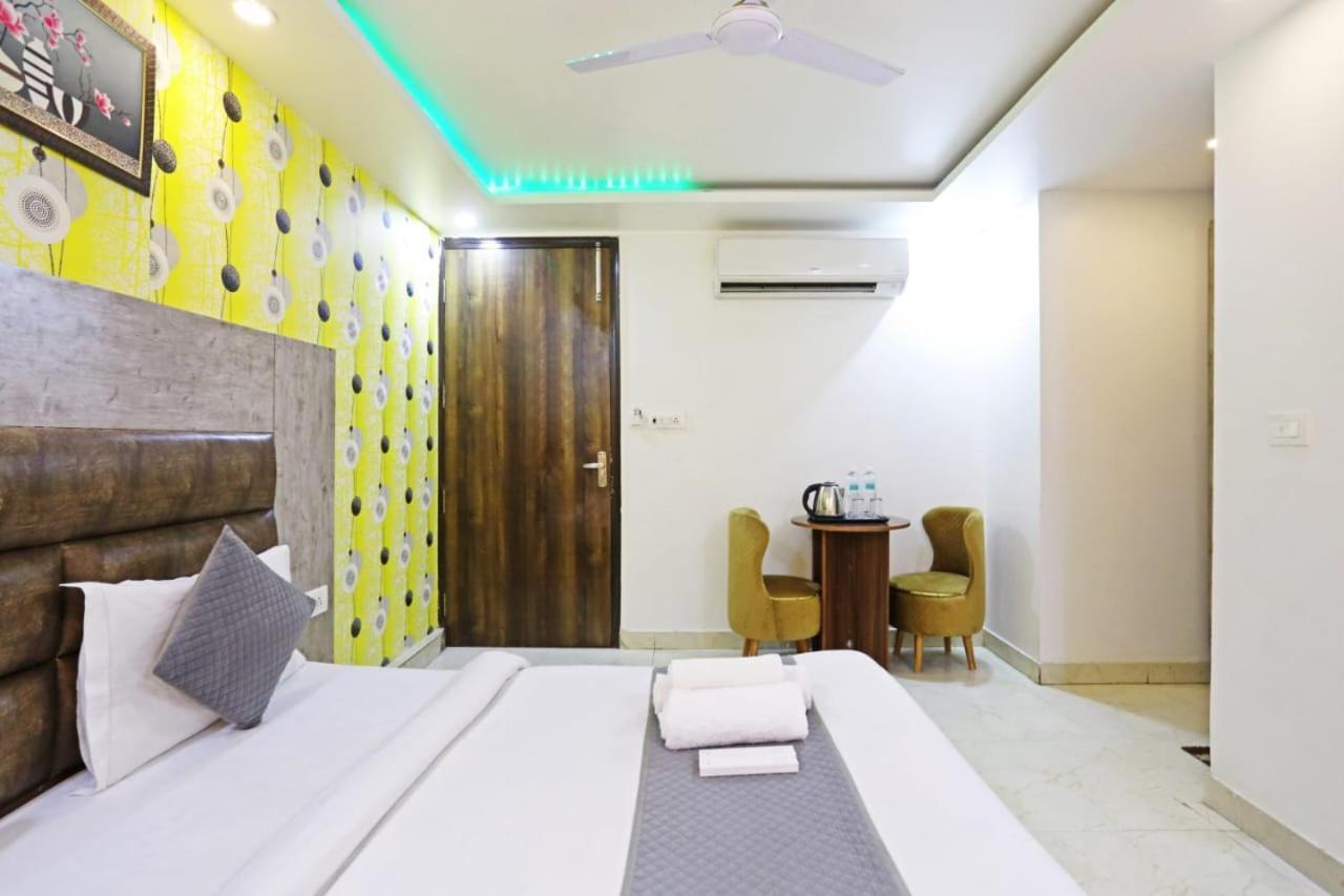 Hotel Broadway Near Delhi Airport Yeni Delhi Dış mekan fotoğraf