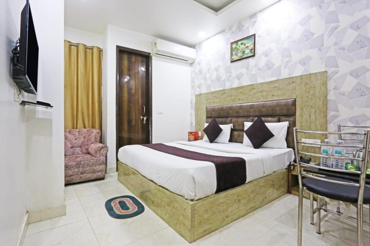 Hotel Broadway Near Delhi Airport Yeni Delhi Dış mekan fotoğraf